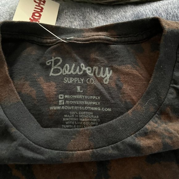 Bowery T-Shirt (Large) - Picture 3 of 3